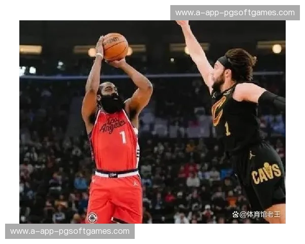 铁血之盾与锋芒之刃：骑士vs快船，一场重塑联盟格局的巅峰博弈